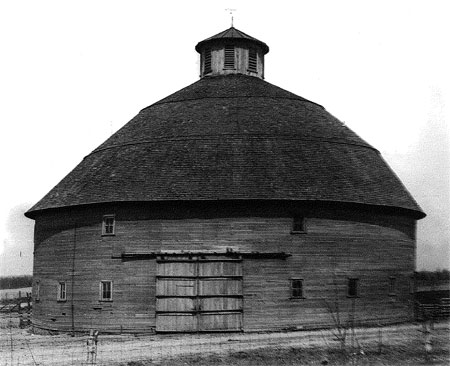 Original Barn Picture for the custom hardwood medallion